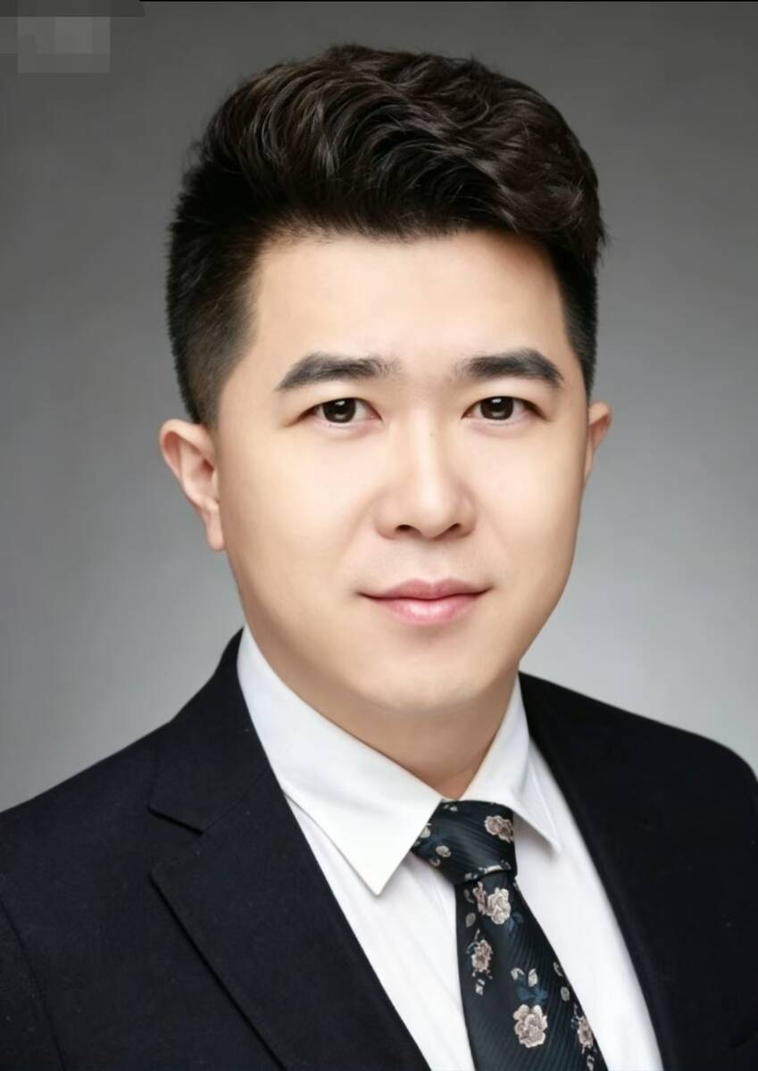 王崇飞 Felix - 枫华寰球升学创始人